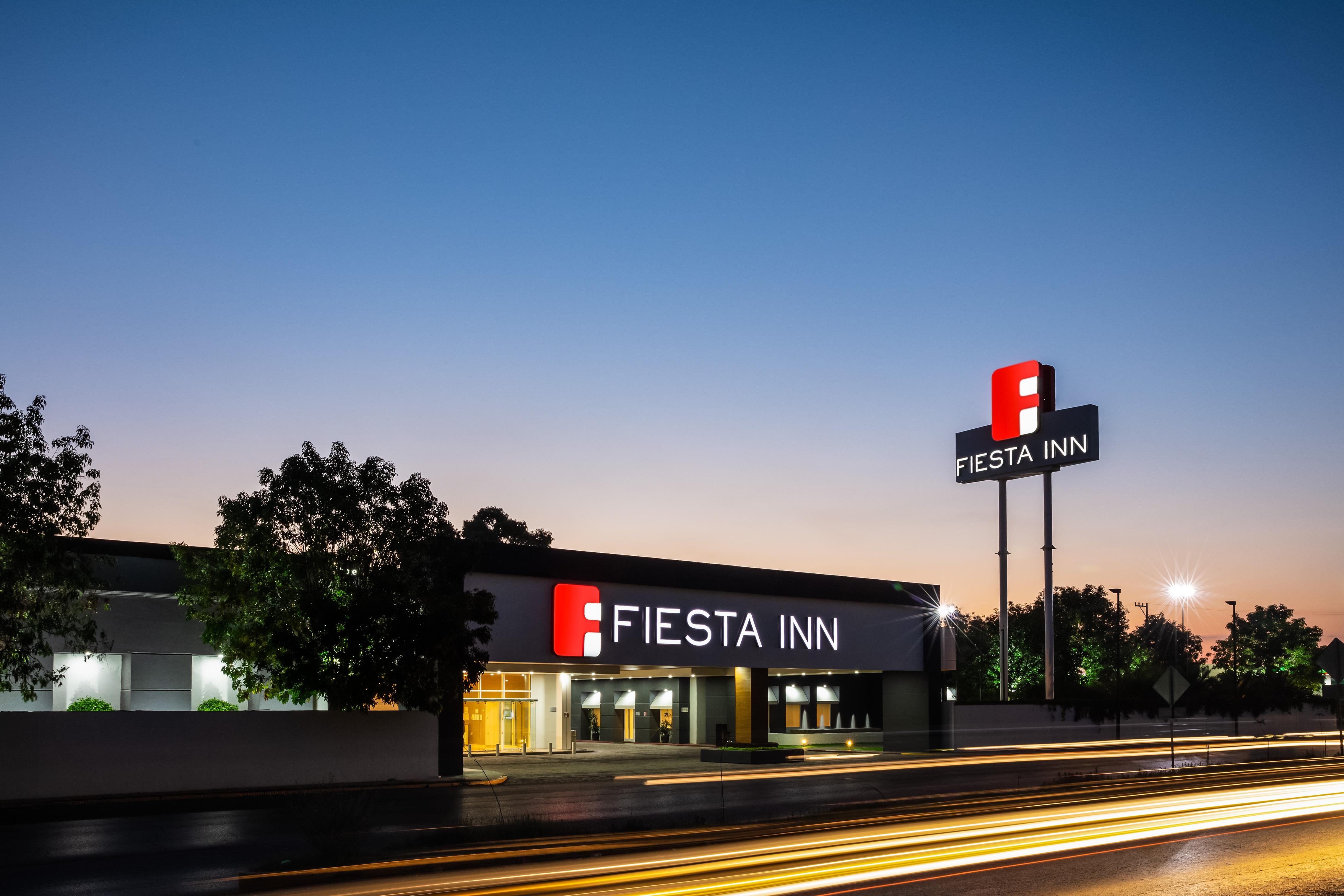 Fiesta Inn San Luis Potosi Glorieta Juarez Exterior foto