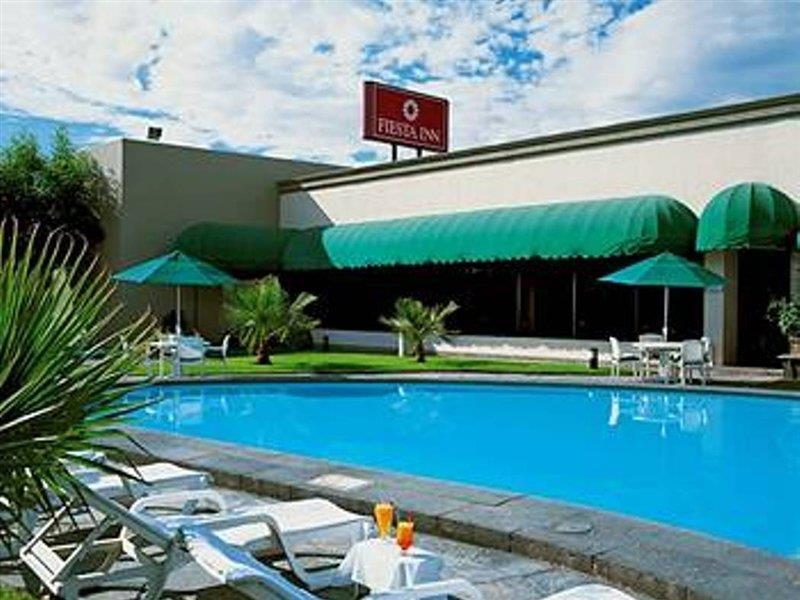 Fiesta Inn San Luis Potosi Glorieta Juarez Exterior foto