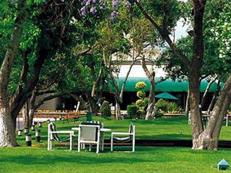 Fiesta Inn San Luis Potosi Glorieta Juarez Exterior foto