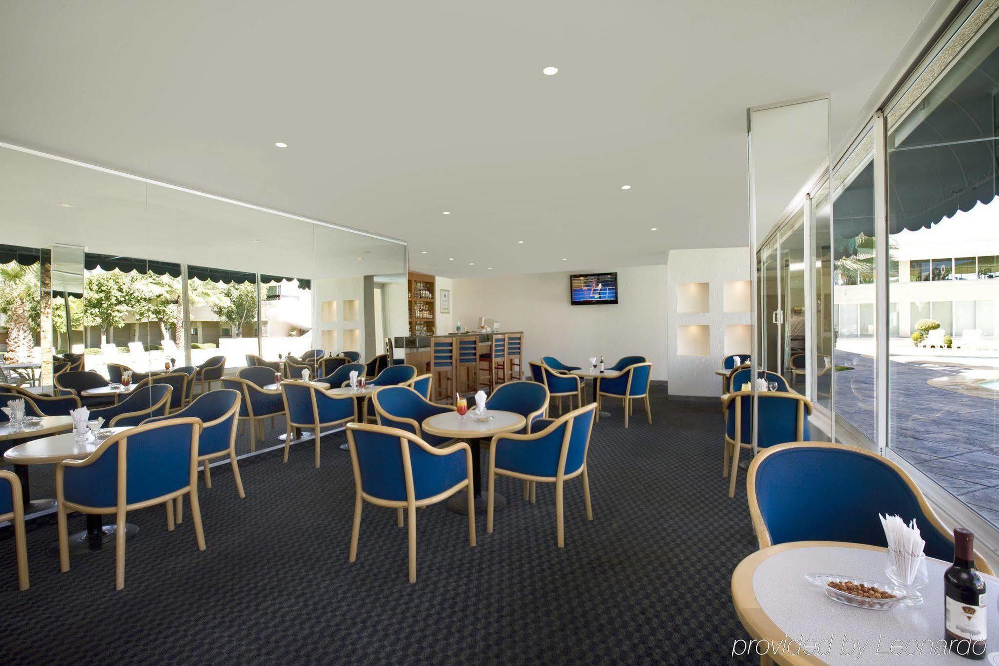 Fiesta Inn San Luis Potosi Glorieta Juarez Restaurant foto
